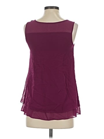 Studio Y Sleeveless T-Shirt (view 2)