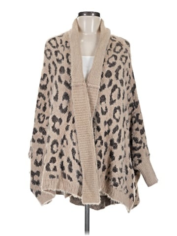 Akemi + Kin Cardigan (view 1)