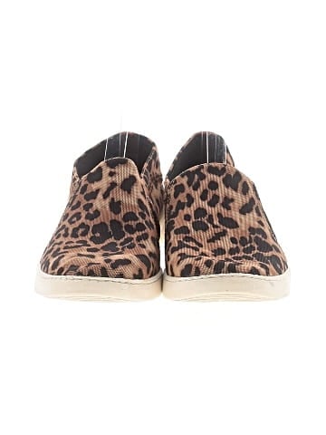 Baretraps Sneakers (view 2)