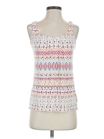Gap Outlet Tank Top (view 1)