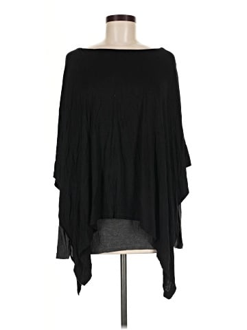 Capote Poncho (view 1)