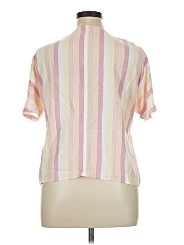 Como Vintage Short Sleeve Blouse (view 2)