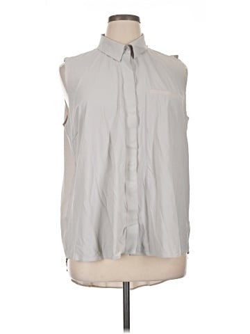 Athleta Sleeveless Button-Down Shirt (view 1)