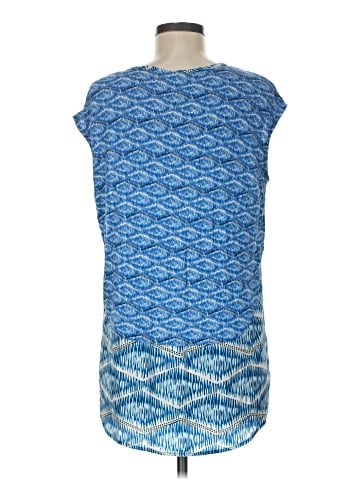 Akemi + Kin Sleeveless Blouse (view 2)