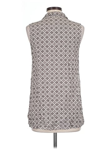 Max Studio Sleeveless Button-Down Shirt (view 2)