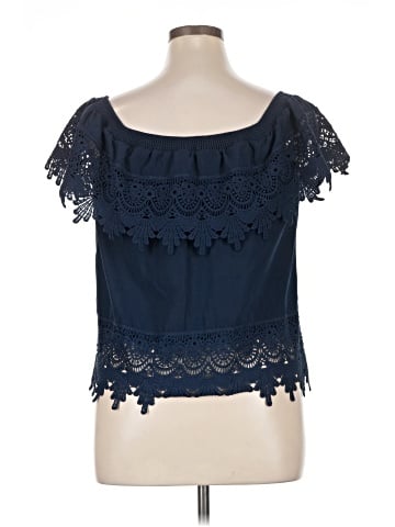 No Boundaries Short Sleeve Blouse (view 2)