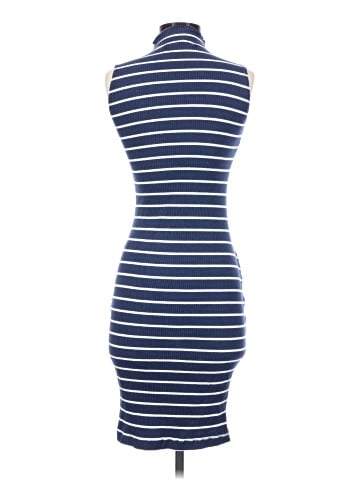 Amour Vert Casual Dress (view 2)