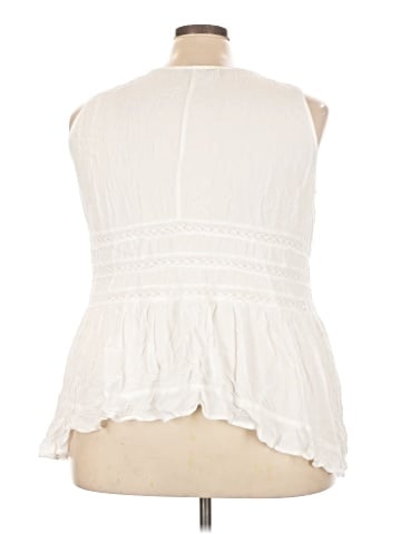 Gypsies & Moondust Sleeveless Blouse (view 2)