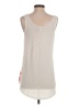 Venus Gold Sleeveless Top Size S - photo 2
