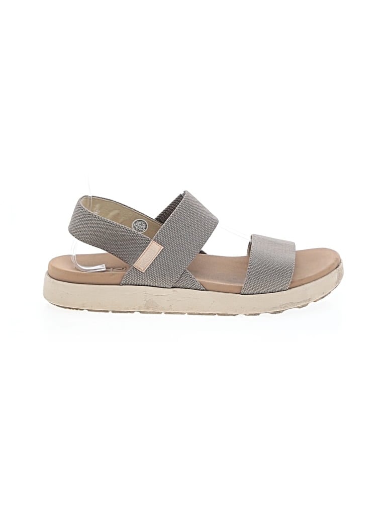 Pre-owned Keen Sandals In Gray