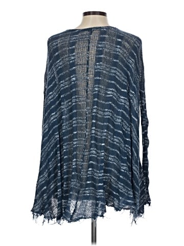 Sweet Claire Poncho (view 2)