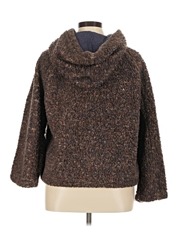 Dylan Poncho (view 2)