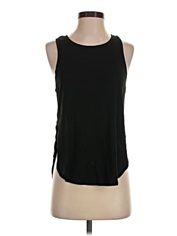 Gap Fit Sleeveless T-Shirt (view 1)