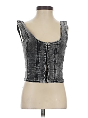 Akira Sleeveless Top (view 1)