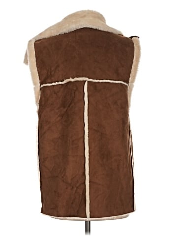 Love Tree Faux Fur Vest (view 2)