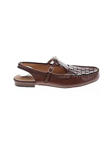 Unbranded Flats (view 1)
