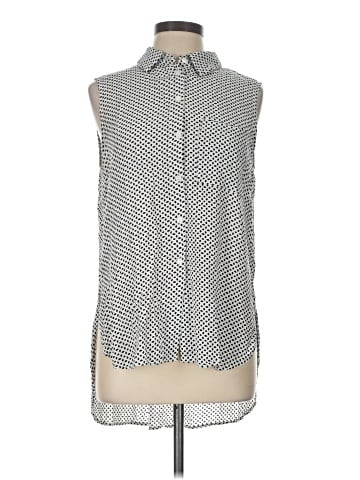Velvet Heart Sleeveless Button-Down Shirt (view 1)