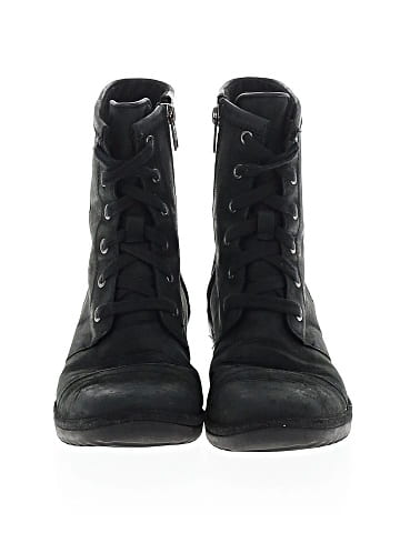 Ugg Australia Ankle Boots (view 2)