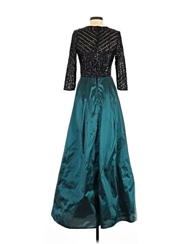 Teri Jon by Rickie Freeman Cocktail Dress (view 2)