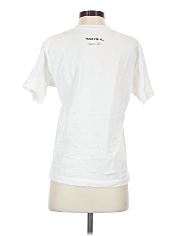 Uniqlo Short Sleeve T-Shirt (view 2)