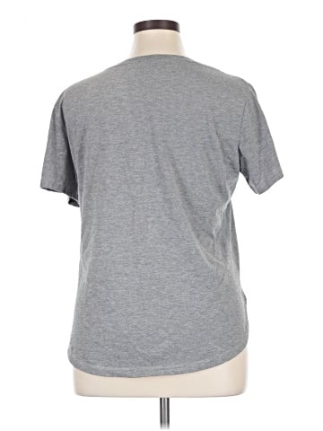 Nike Short Sleeve T-Shirt (view 2)