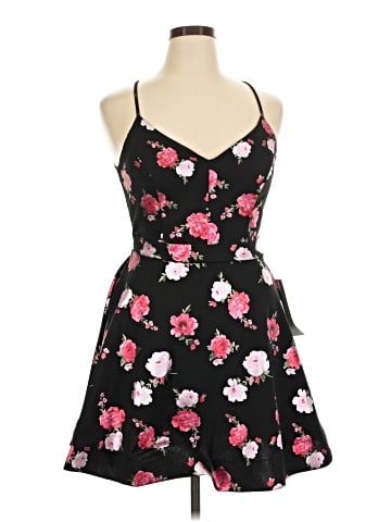 B. Smart Cocktail Dress (view 1)