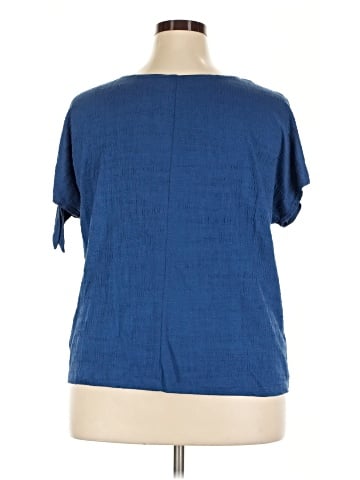 Max Studio Short Sleeve Top (view 2)