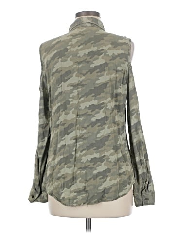 Maurices Sleeveless Button-Down Shirt (view 2)