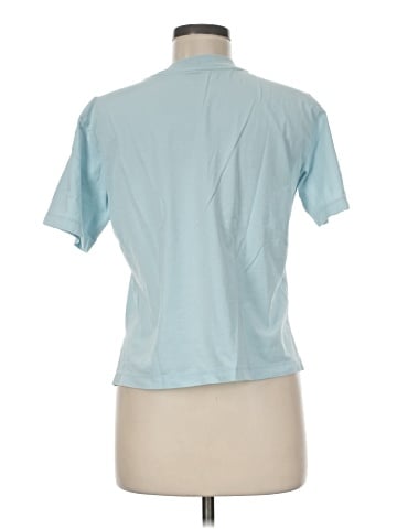 Uniqlo Short Sleeve T-Shirt (view 2)