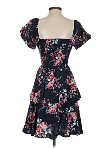 Francesca's Casual Dress (view 2)