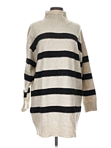 Line & Dot Pullover Sweater (view 1)