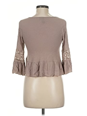 Runway Story 3/4 Sleeve Top (view 2)