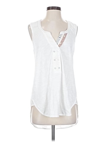 Pure & Good Sleeveless T-Shirt (view 1)