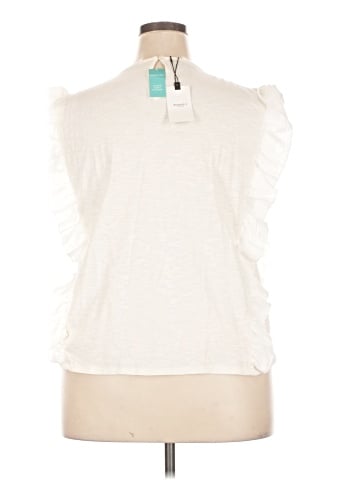 Studio Y Sleeveless Blouse (view 2)