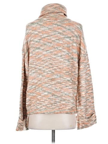 Line & Dot Pullover Sweater (view 2)