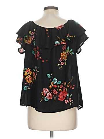 Xhilaration Short Sleeve Blouse (view 2)