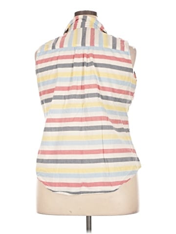 St. John's Bay Sleeveless Button-Down Shirt (view 2)