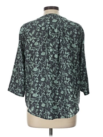 Christopher & Banks 3/4 Sleeve T-Shirt (view 2)