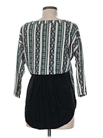 New Directions 3/4 Sleeve Blouse (view 2)