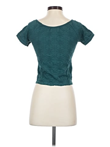 Olive and Oak Short Sleeve Top (view 2)