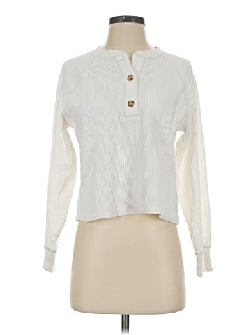 Old Navy Pullover Sweater (view 1)
