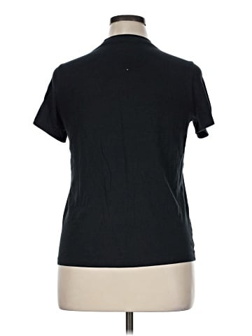 Nike Short Sleeve T-Shirt (view 2)