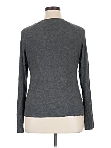 Daisy Fuentes Long Sleeve T-Shirt (view 2)
