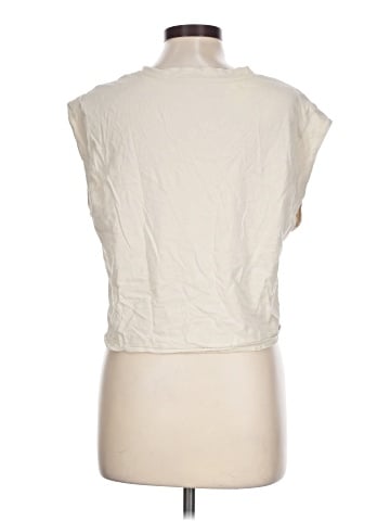 Old Navy Sleeveless T-Shirt (view 2)