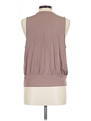 Express Outlet Sleeveless T-Shirt (view 2)