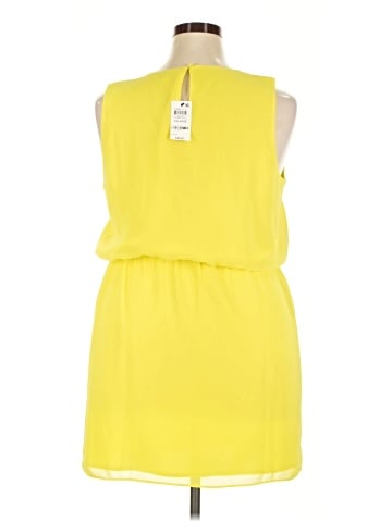 Bar III Casual Dress (view 2)