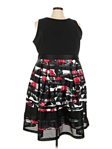 Carmen Marc Valvo Cocktail Dress (view 1)