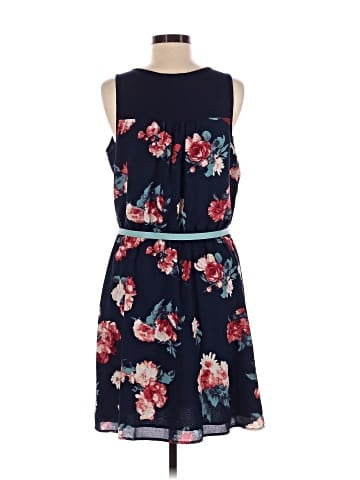 Market and Spruce Casual Dress (view 2)
