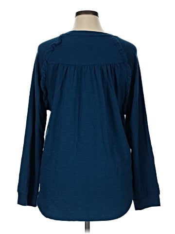 Cupio Pullover Sweater (view 2)