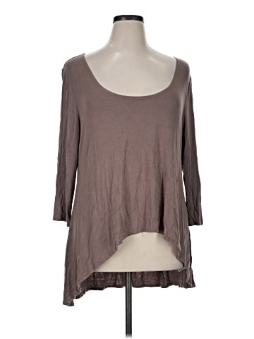 LOGO by Lori Goldstein 3/4 Sleeve T-Shirt (view 1)